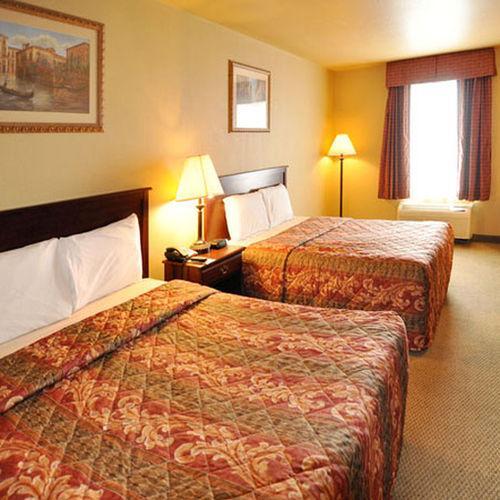 Econo Lodge Inn & Suites Greenbrier Oda fotoğraf